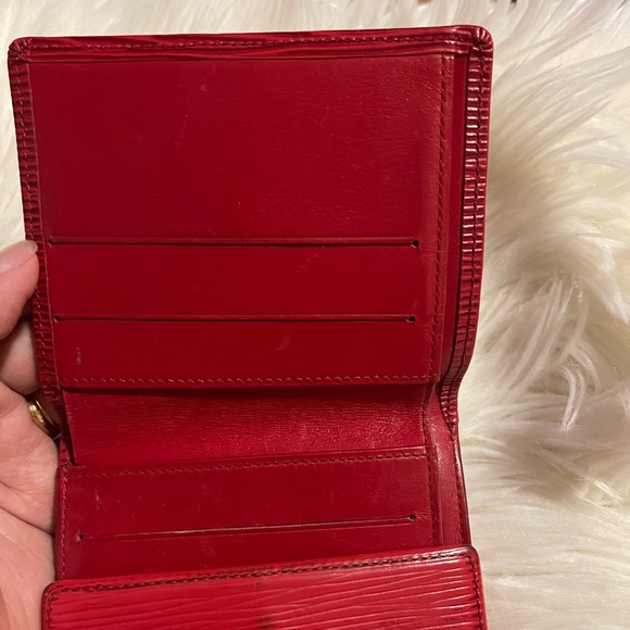 LV compact wallet (Unisex) - Picture 5 of 9